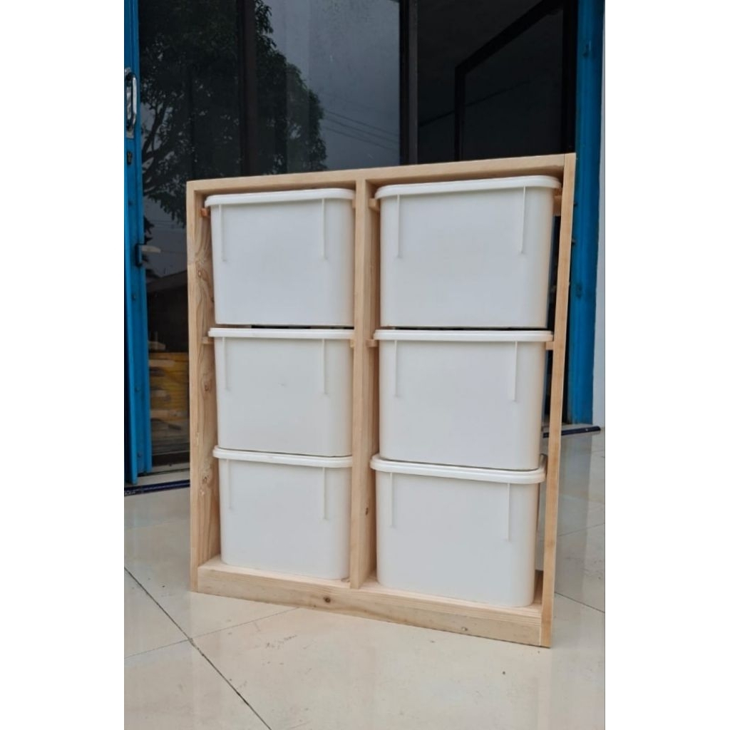 Rak mainan / Rak lego / Rak montessori