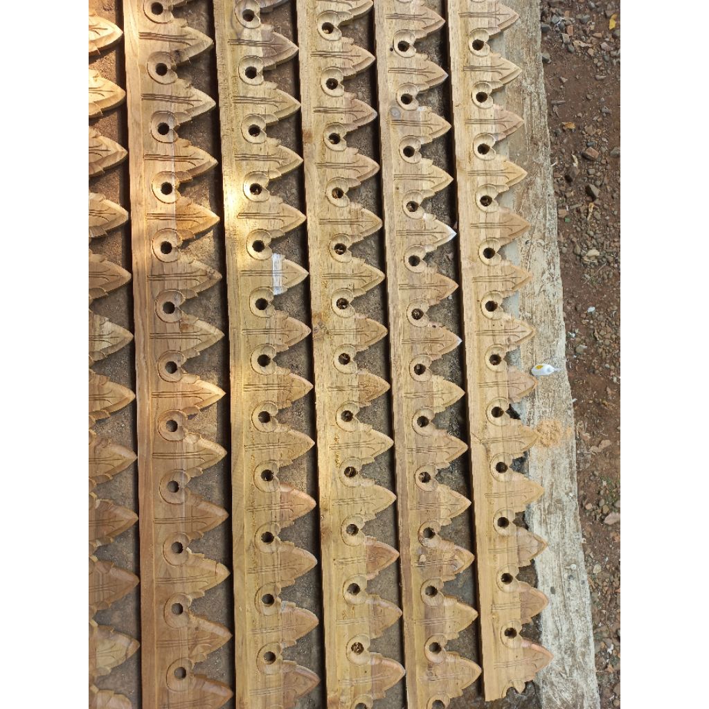 lisplang ukir kayu jati premium