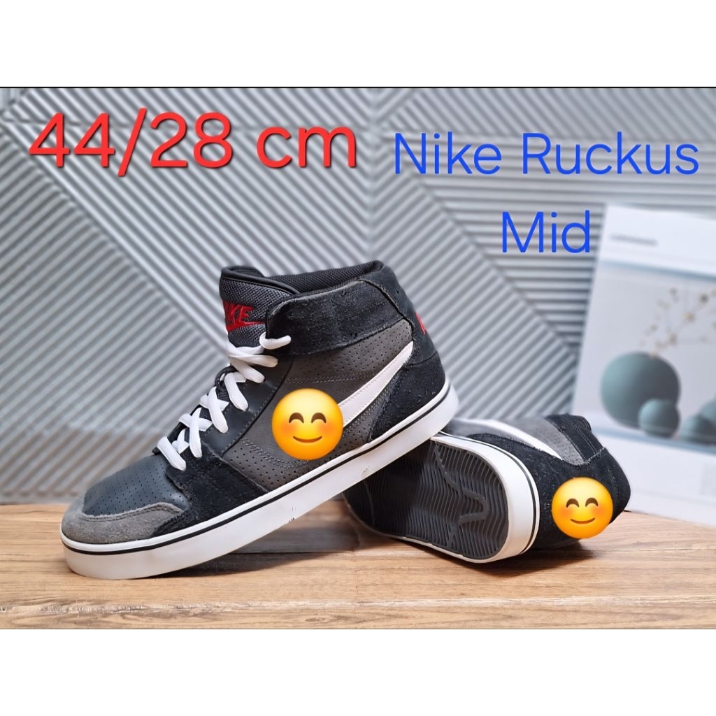 N1ke Ruckus Mid 'Vintage 2011'  , Size 44 Insole 28 cm