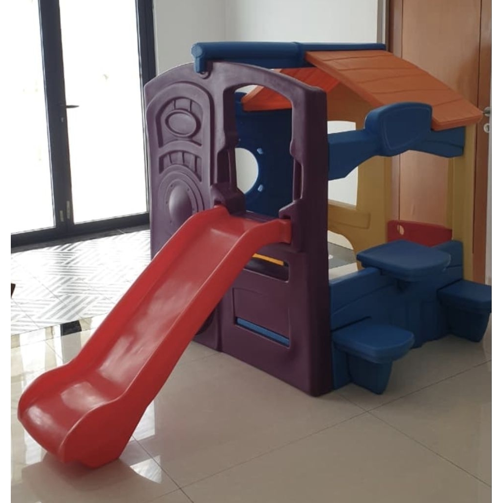 Step2 Neighbourhood Fun Playhouse Slide Rumah Rumahan Perosotan