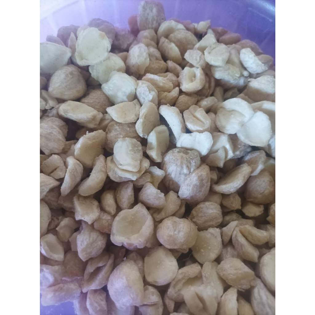 

KEMIRI MUNCANG BELAH 1KG