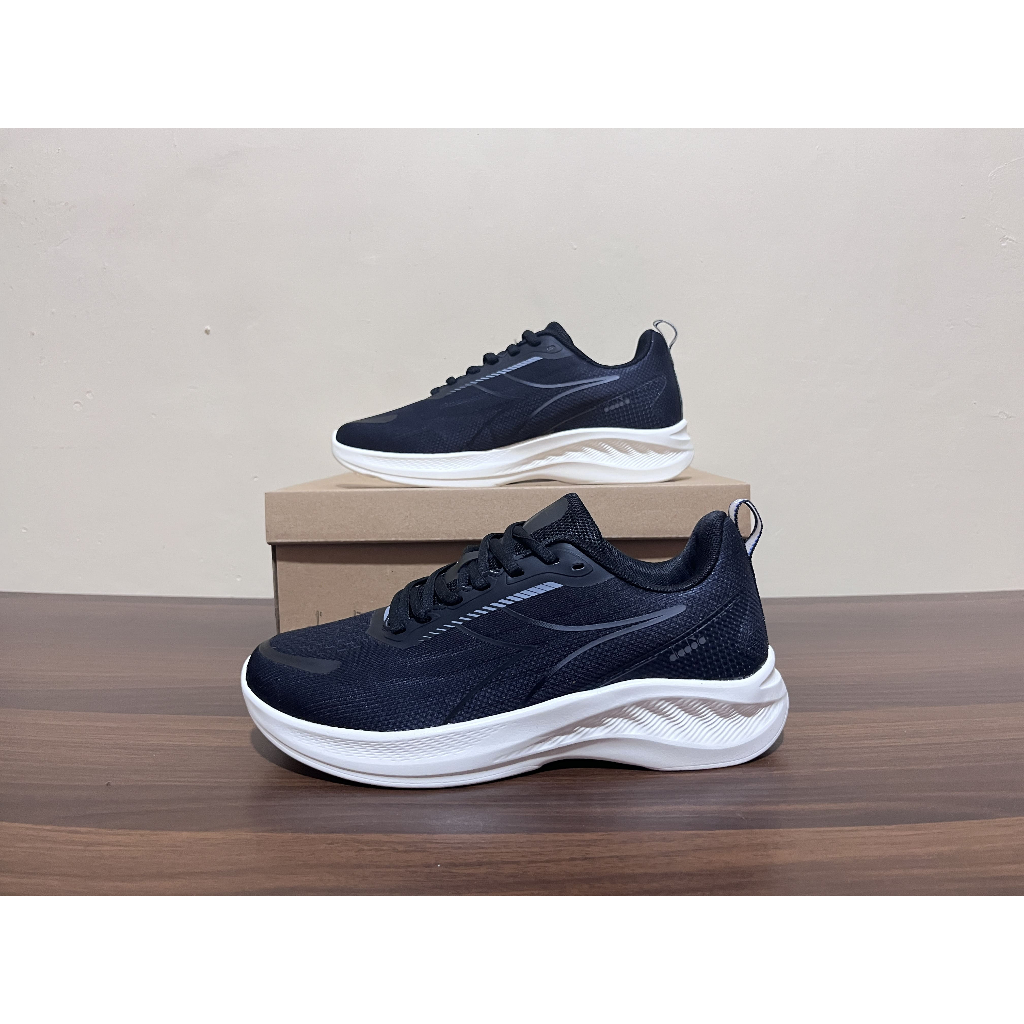 Sepatu sekolah casual pria Diadora Malcom Black Hitam Original