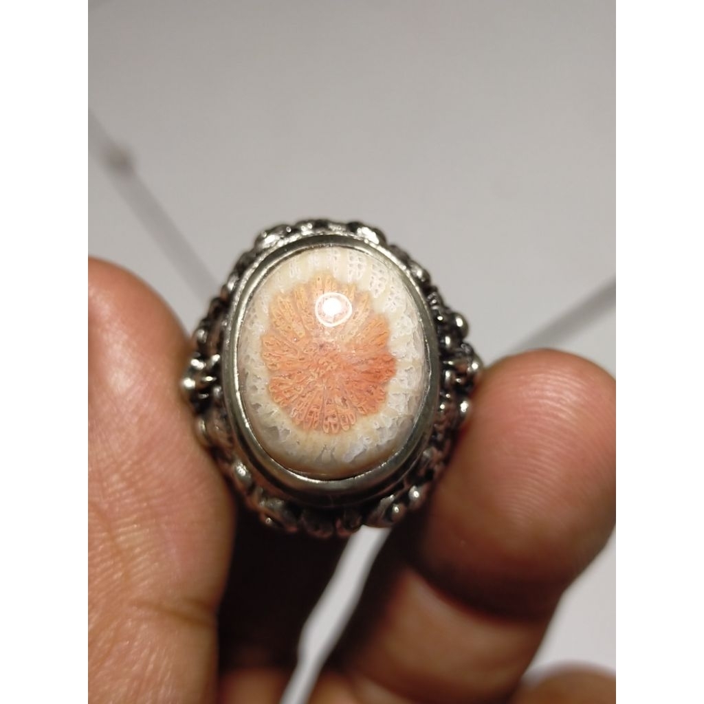 cincin batu natural teratai tunggal