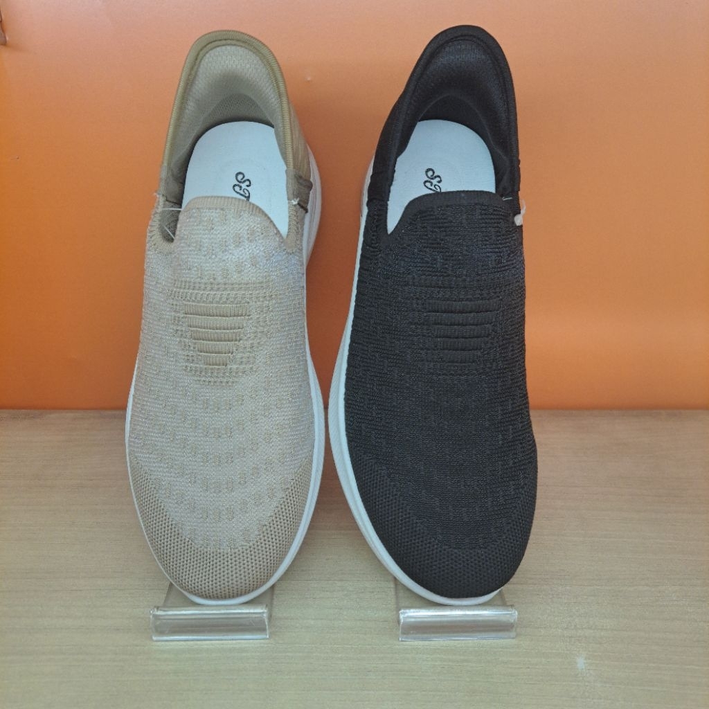 Sepatu wanita ST.MORITZ