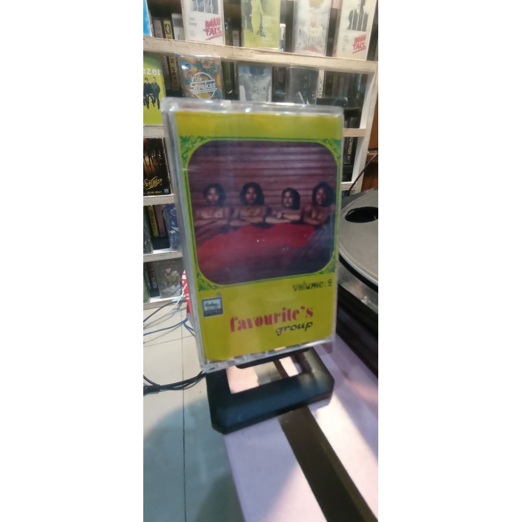 KASET FAVOURITE GROUP VOL 9