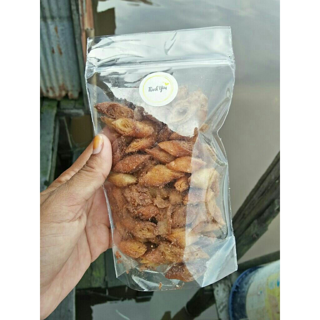 

Bestseller | Snack/Cemilan Keripik Lumpia Manis Pedas 100 Gram
