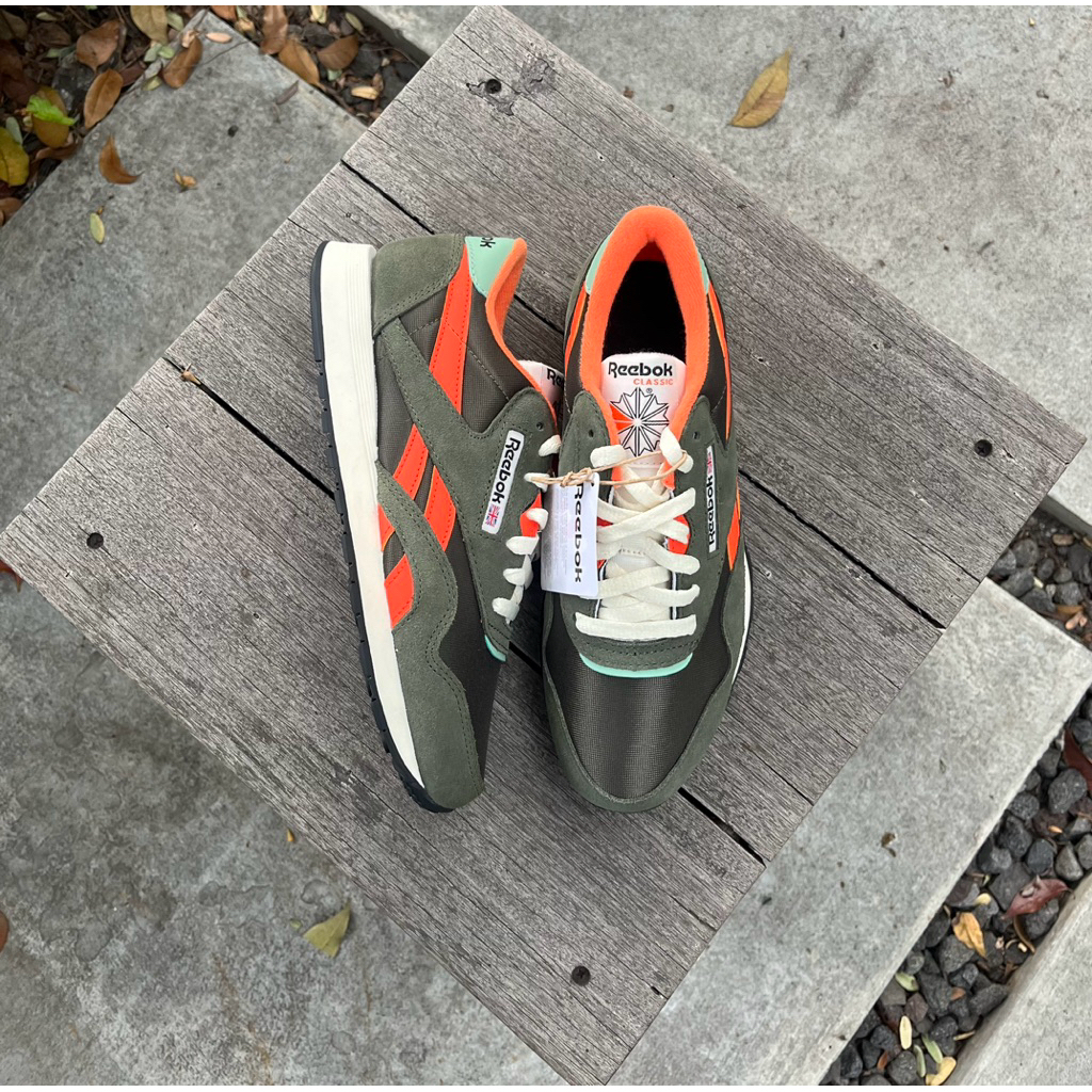 REEBOK CLASSIC NYLON GREEN ORANGE