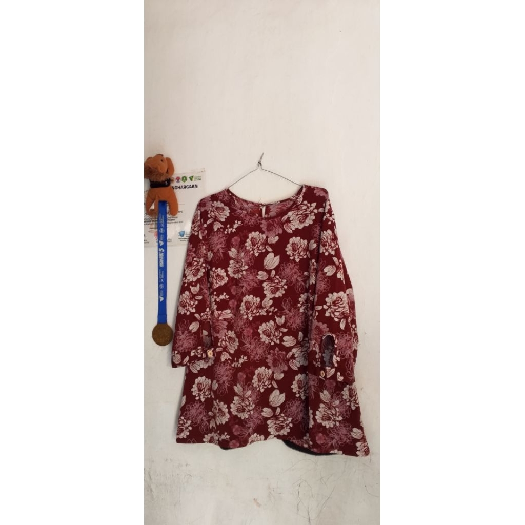 preloved atasan bunga bunga