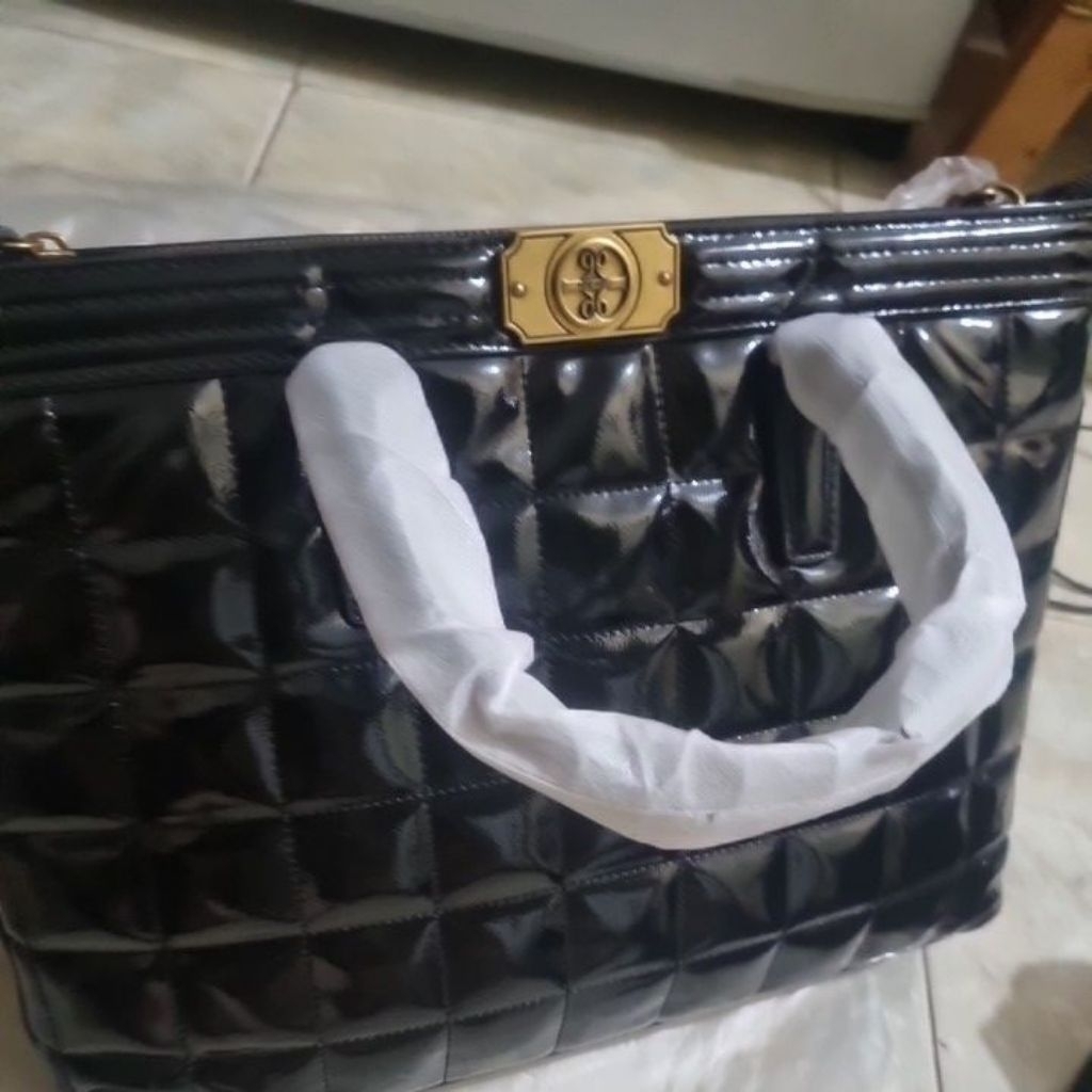 TAS TOTE NINE WEST