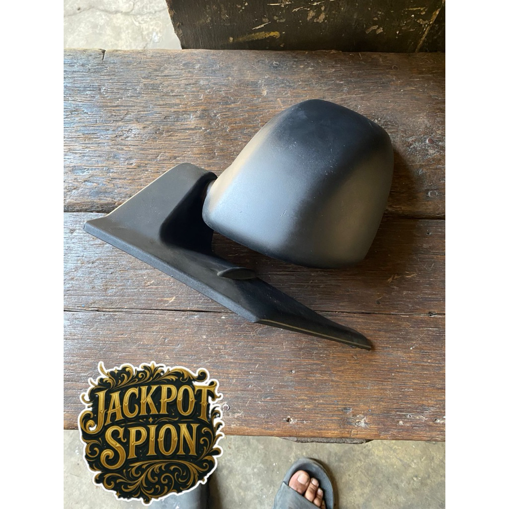 spion mobil daihatsu sigra