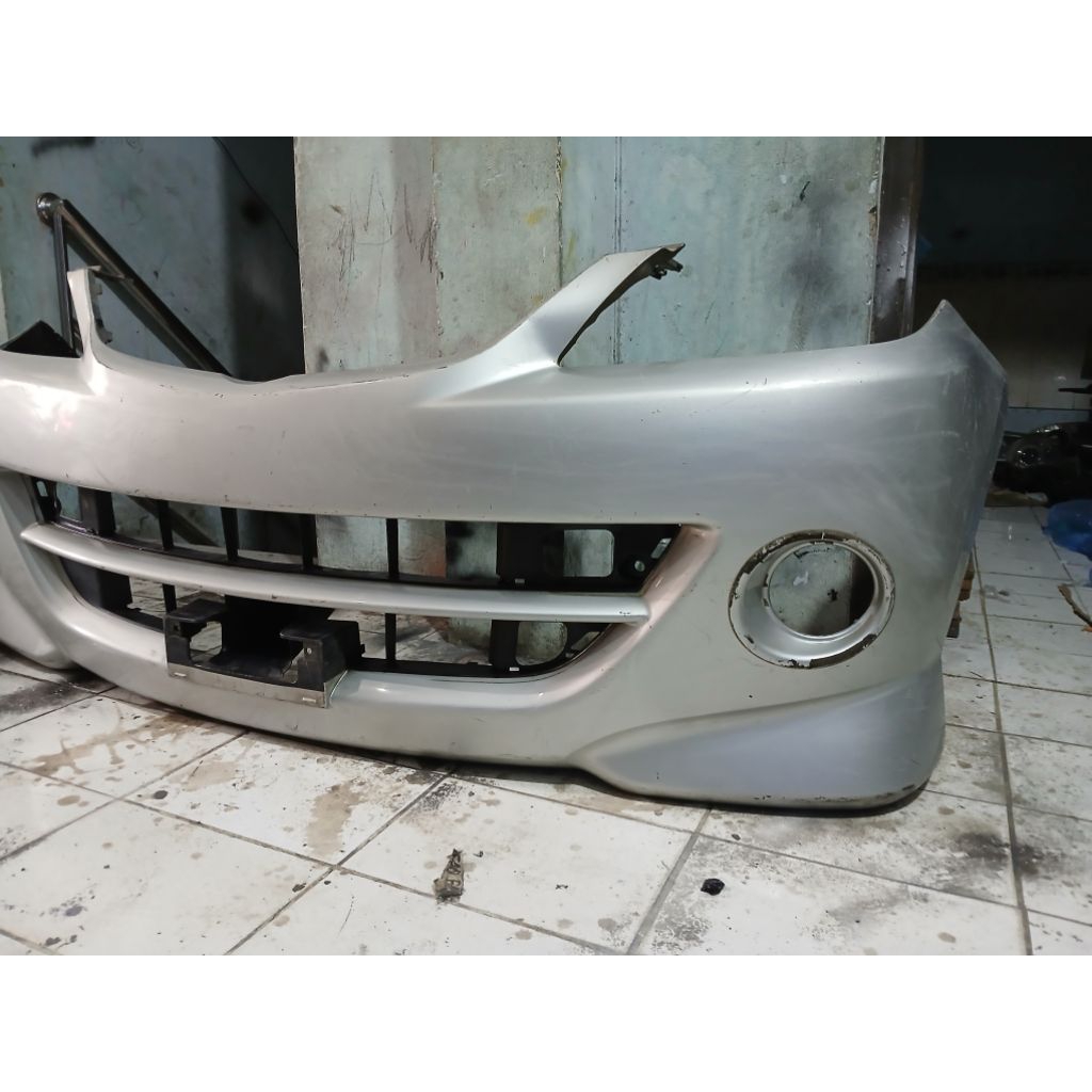 bumper depan avanza s 2010 2011 original toyota barang secon berkualitas