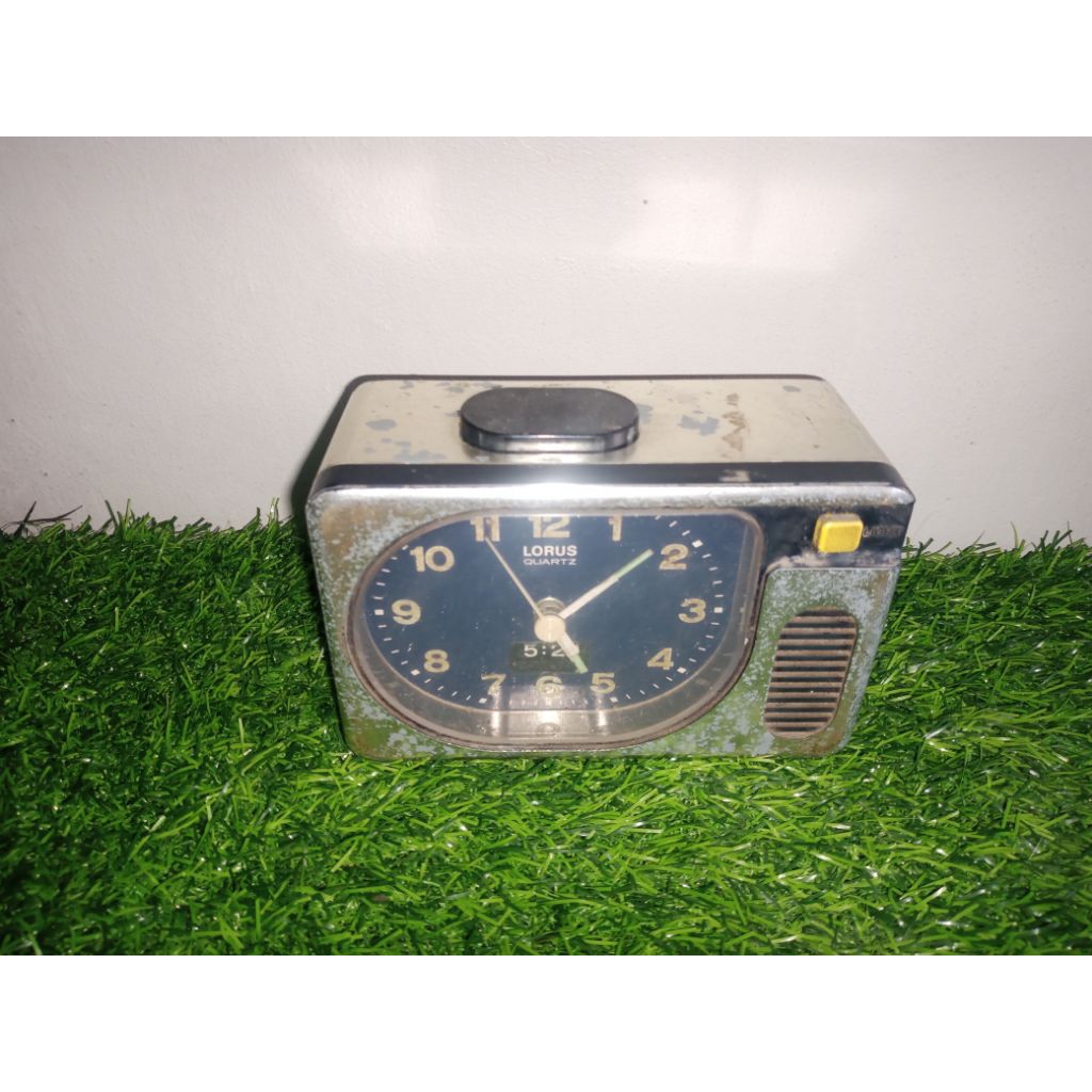 jam weker jadoel lorus