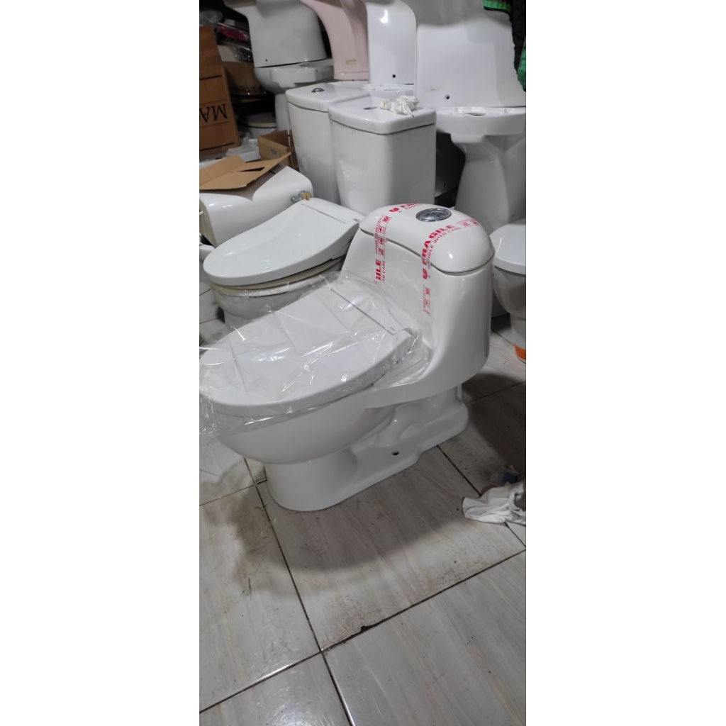 closet duduk toto cw894j