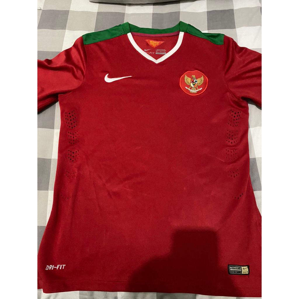 Jersey away Indonesia 2014