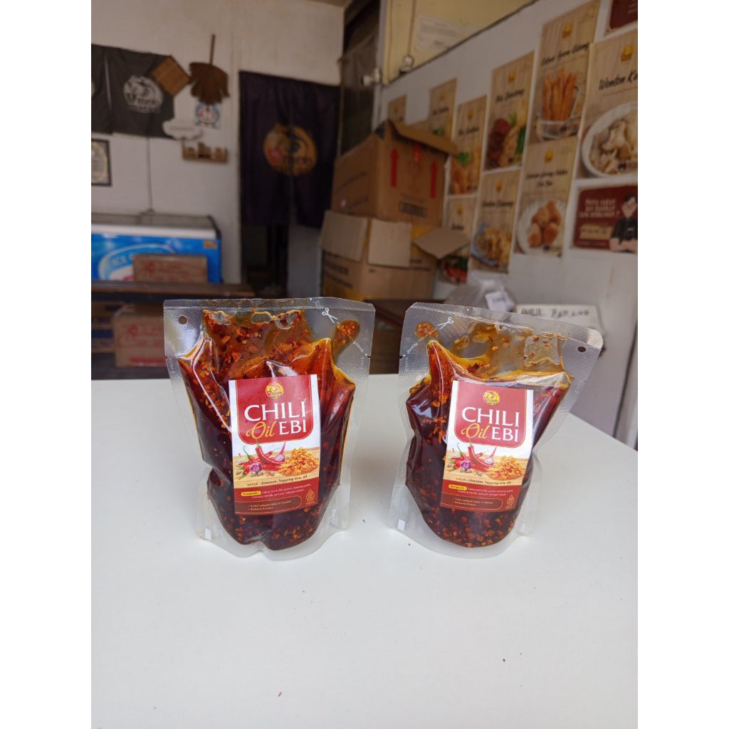 

[PEDAS GURIH] Chili Oil EBI Minyak Cabai Ebi ASLI halal 100 Gram Pedas Gurih Ebi Udang Segar Restoran Hotel Bintang 5 Favorit Kualitas Premium