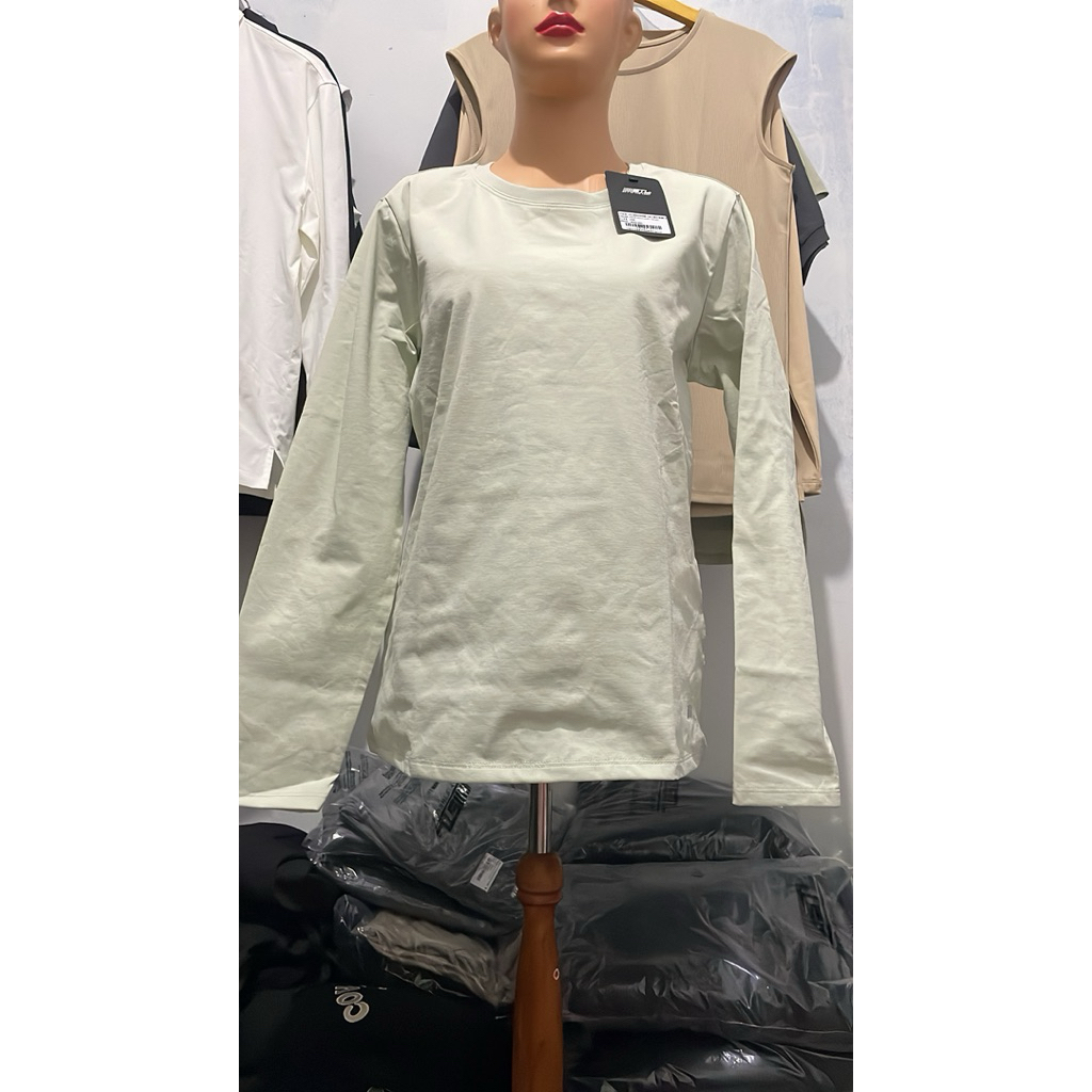 STL kaos panjang wanita olahraga