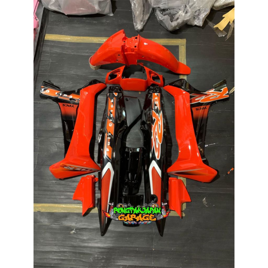 Full Set Bodi Halus Fiz r Full Clutch 2001 2002 Orens Hitam Cover Body Fiz r F1zr Fizr Oren Hitam