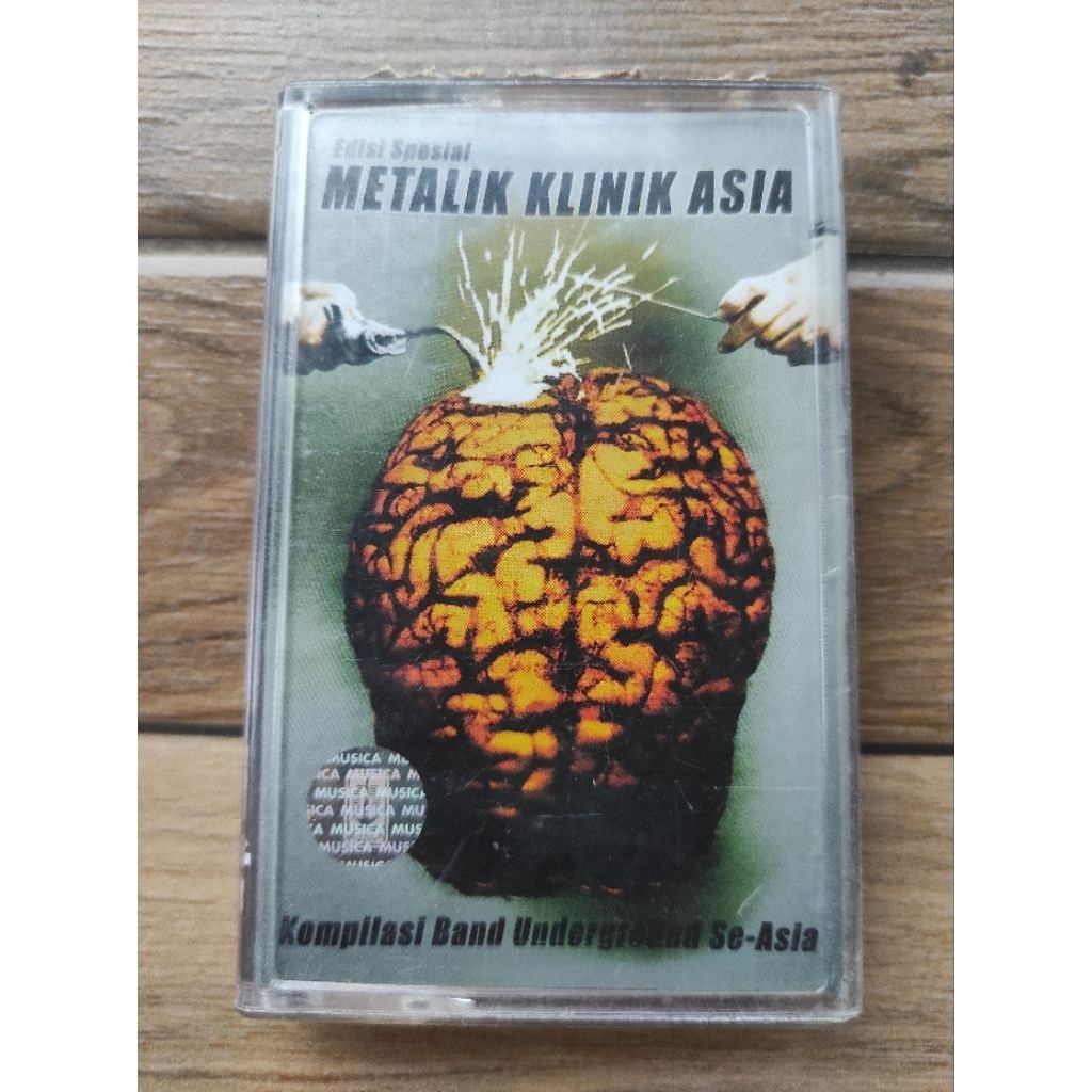 kaset pita edisi spesial METALIK KLINIK ASIA