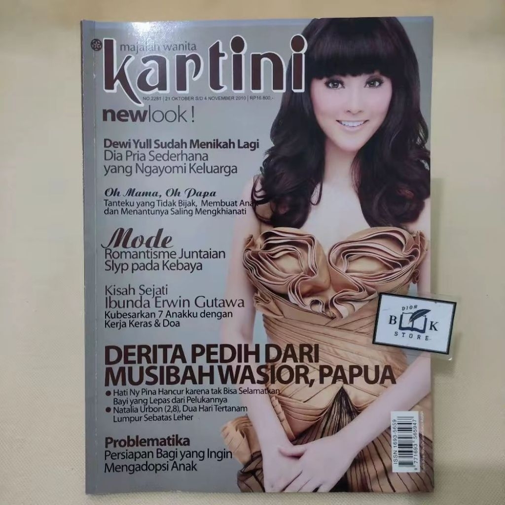 (ORIGINAL) Majalah Kartini Cover Eva Aninditha - Mode Romantisme Juntaian Slyp pada Kebaya (21 Oktob