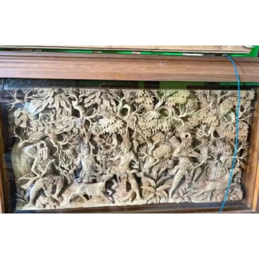 UKIRAN RELIEF RAMAYANA KAYU JATI