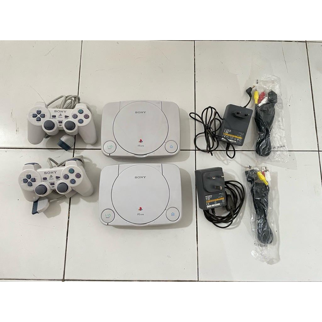 Borongan 2 Pcs PS1 / PS One, Bisa baca kaset kopab