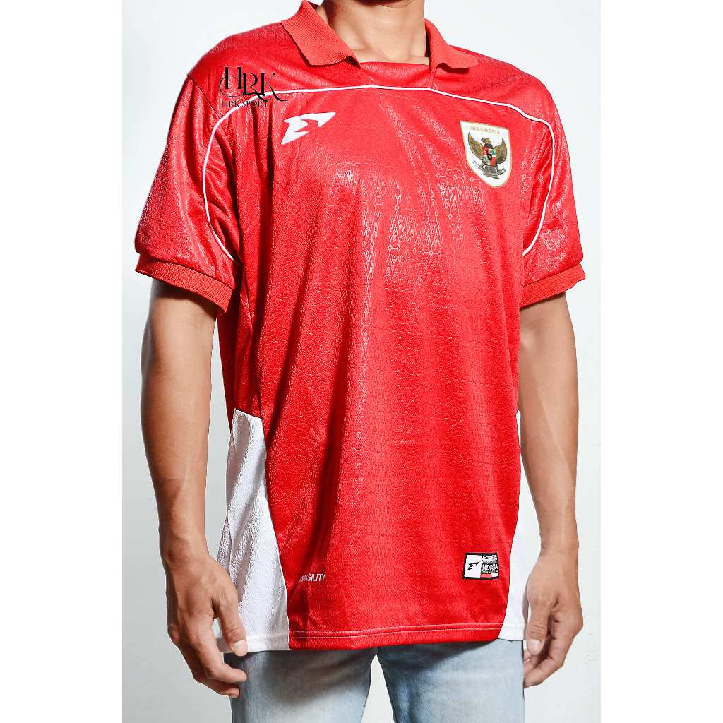 Jersey Timnas Indonesia Terbaru 2025 Motif monokrom polos Jersey Sepak Bola