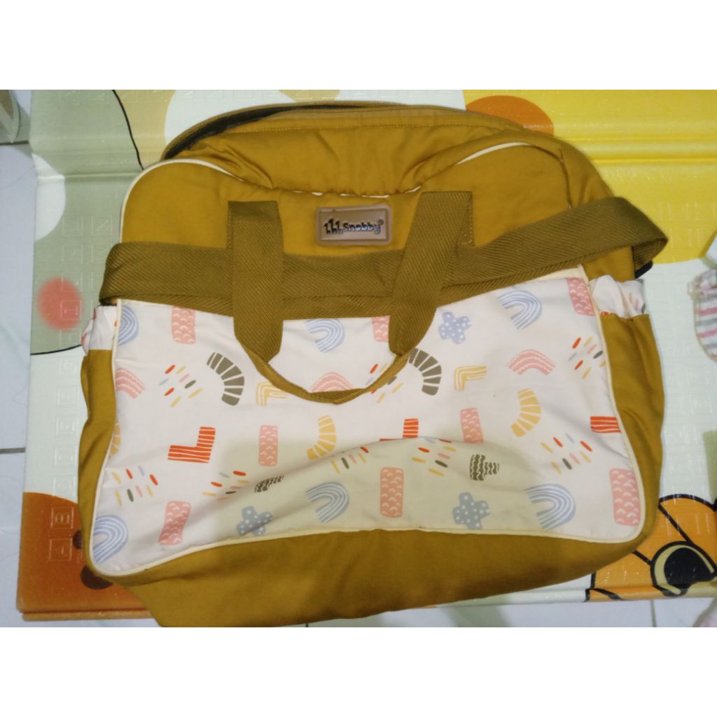 tas bayi besar snobby