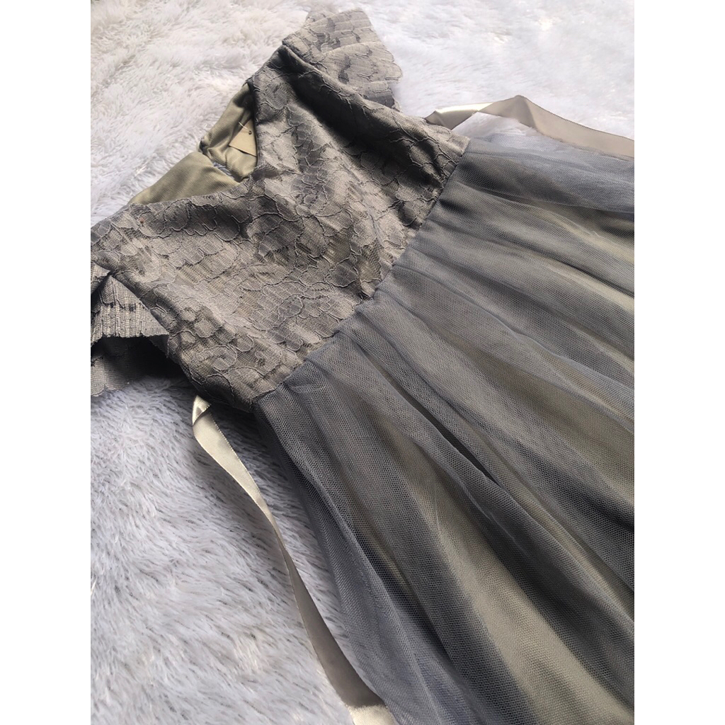 Gaun Tutu Anak Warna abu abu – Anggun & Nyaman Dipakai