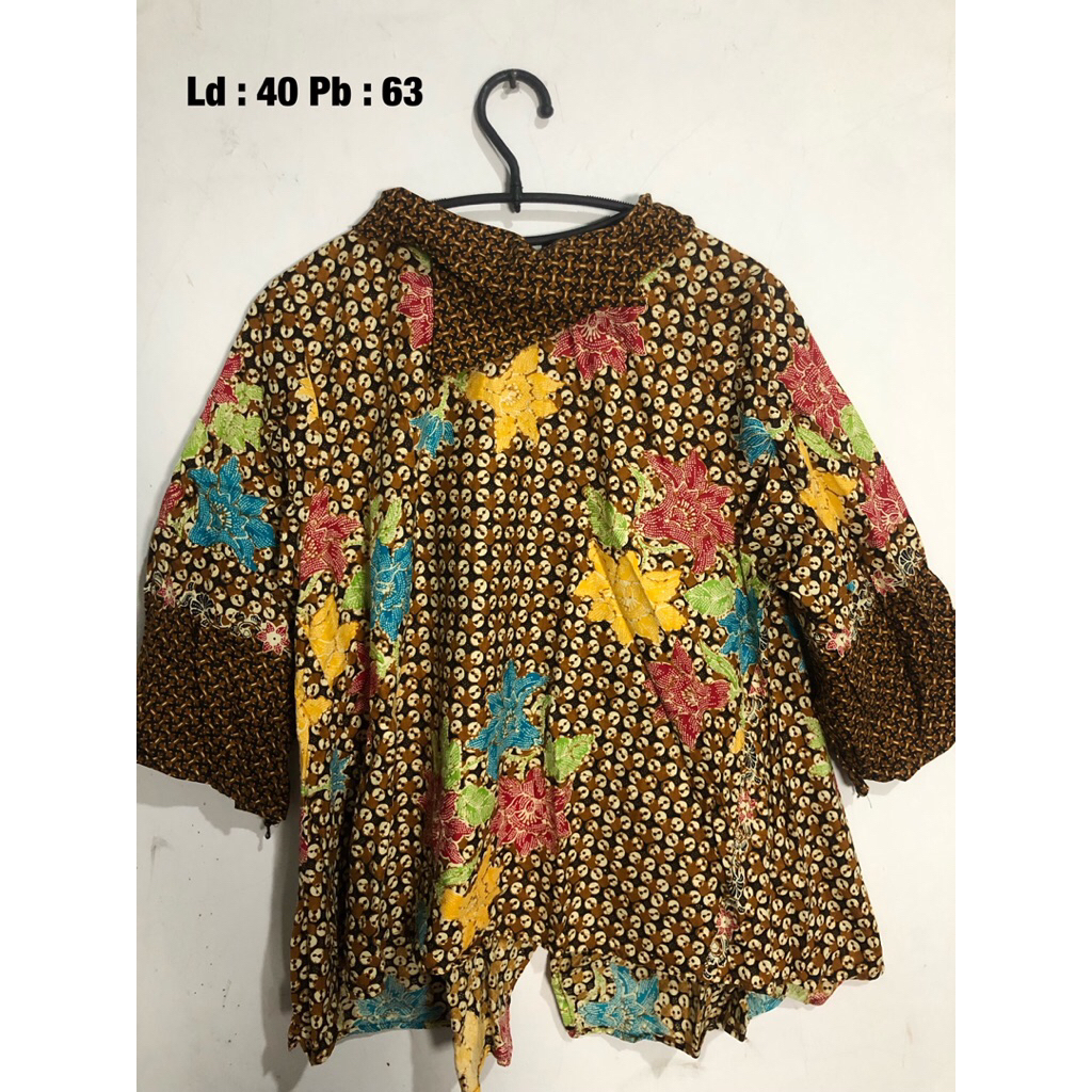 preloved blouse batik kantor wanita