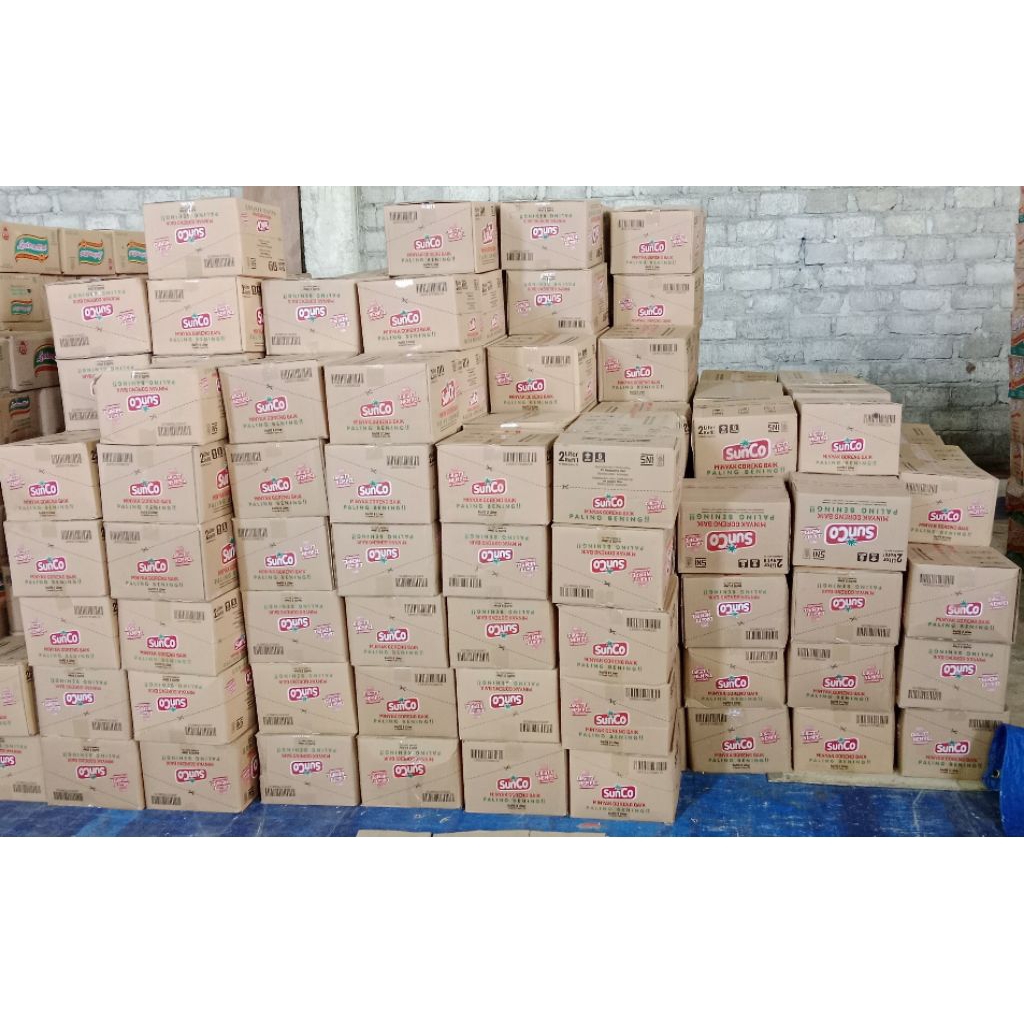 

LANGSUNG KIRIM, MINYAK GORENG PREMIUM SUNCO 2LITER REFIL KARTONAN ISI 6PCS TERLARIS,,