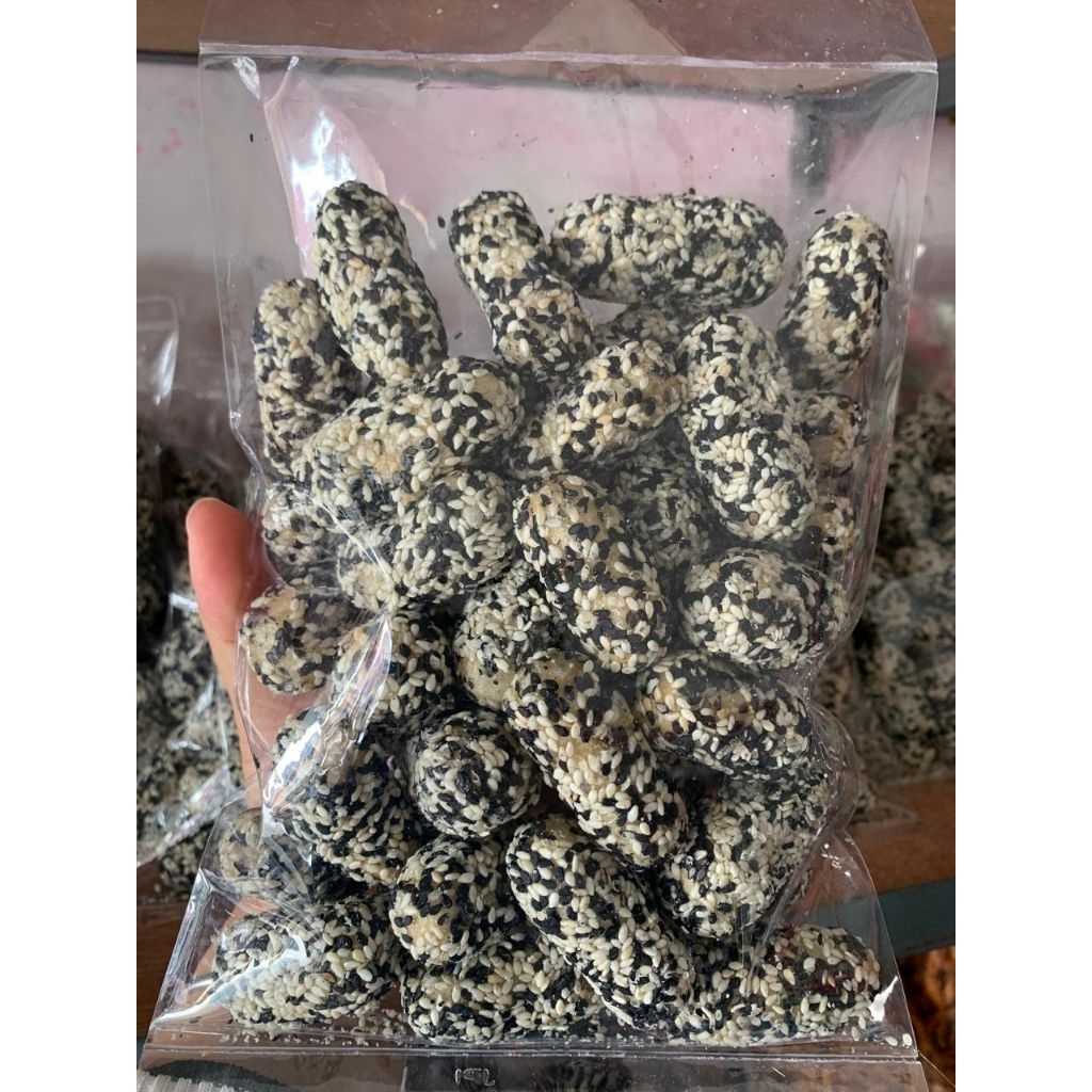 

Donat wijen hitam dan putih 160g