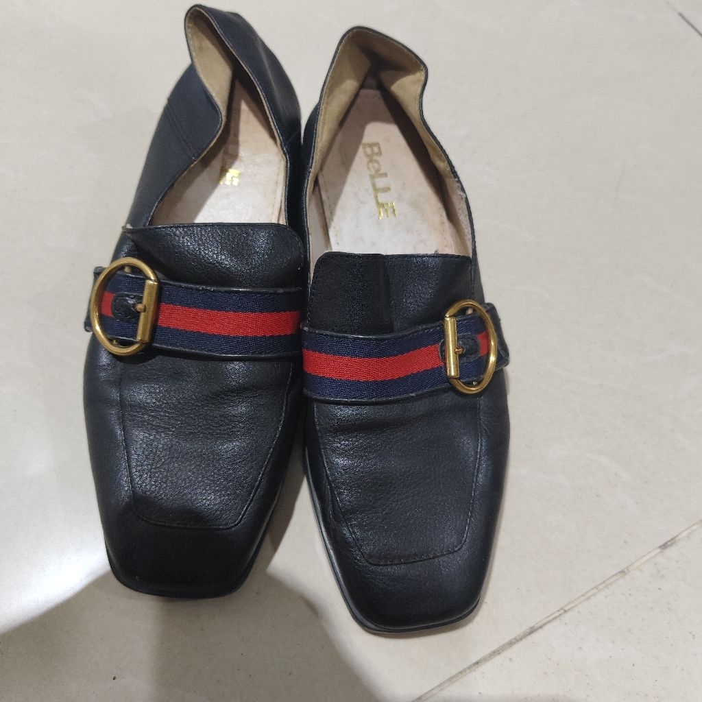 Preloved sepatu wanita merek belle original size 36