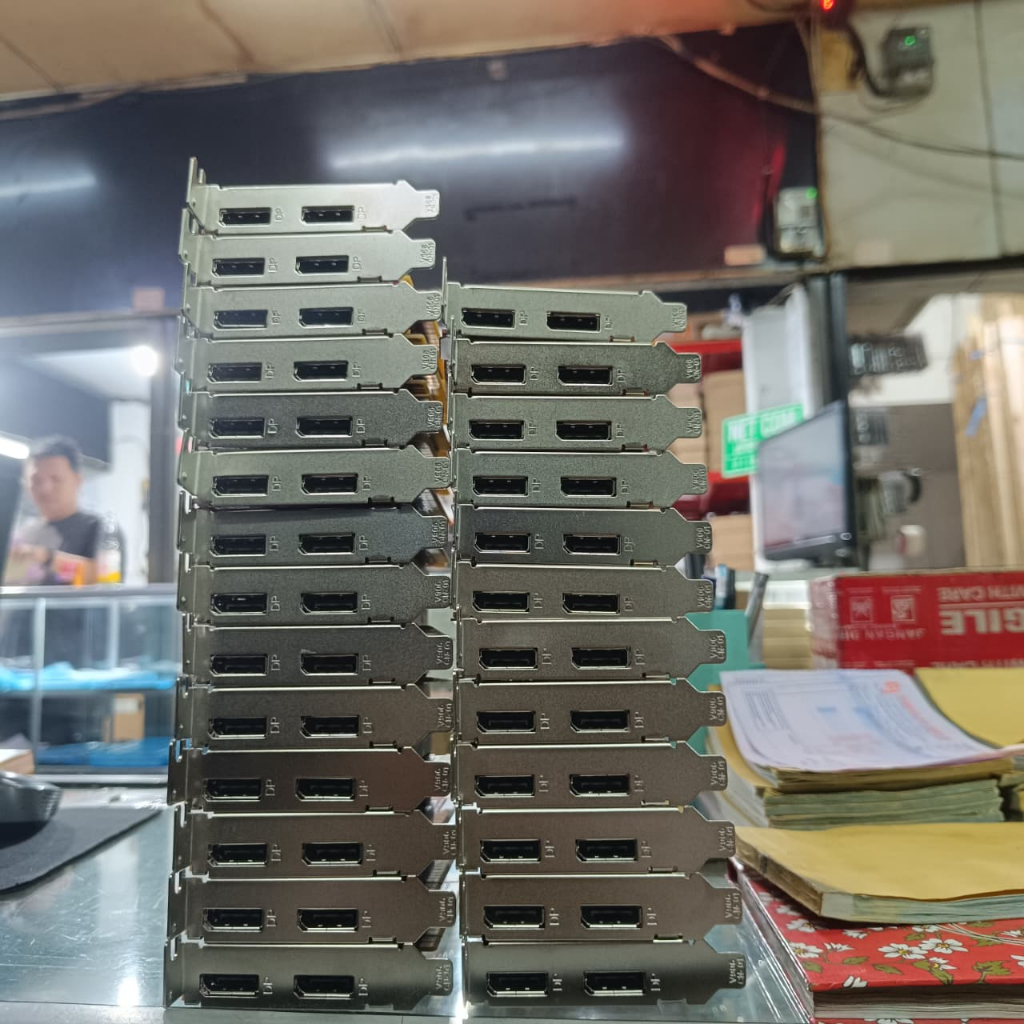 VGA GT 730 / R7 430 RADEON 2GB DDR5 64BIT SECOND  ORIGINAL LIKE NEW