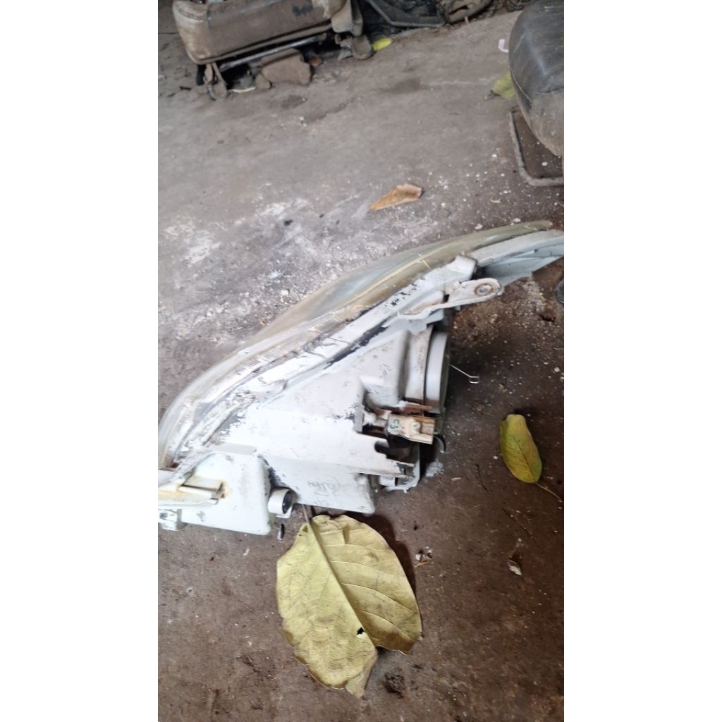 headlamp vios limo gen 2