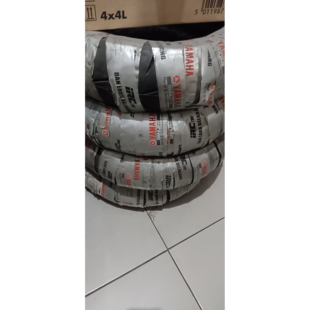 BAN LUAR BELAKANG 140/70-14 AEROX ORIGINAL YAMAHA