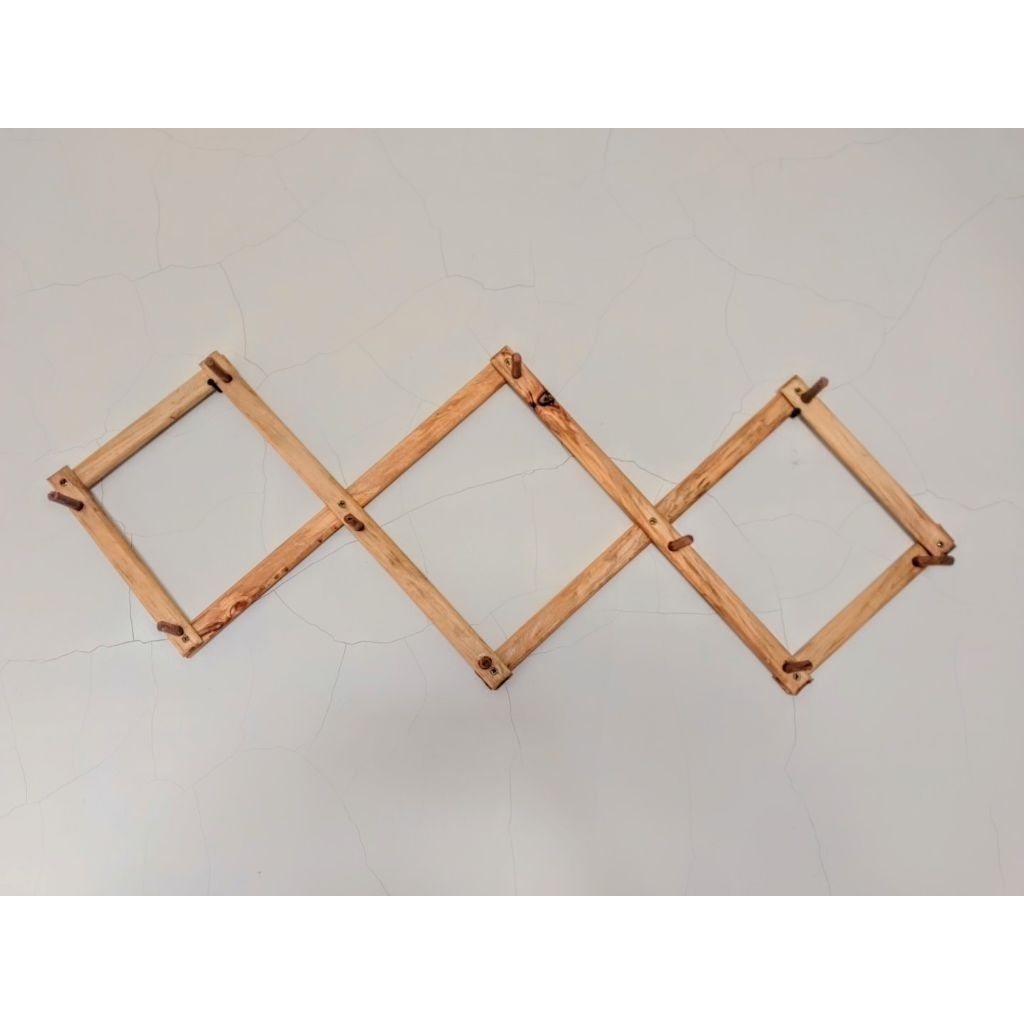 Gantungan baju lipat / gantungan baju kayu minimalis