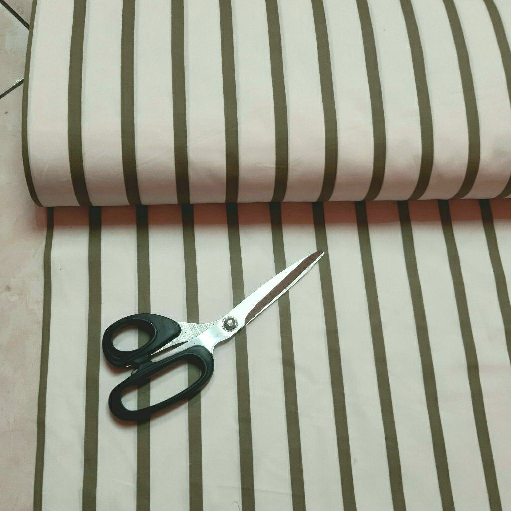 kain bahan katun itally motif salur garis garis