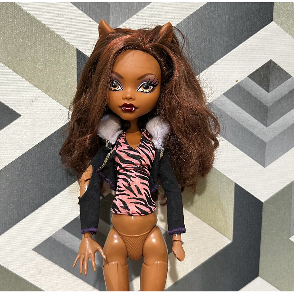 Monster High Clawdeen Frightfully Tall || Clawdeen Giant