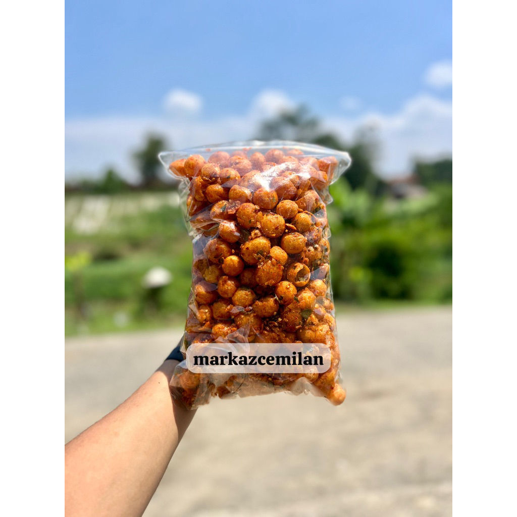 

Cimol Bojot Crispy 250gr - Pedas Cabai Asli 100%