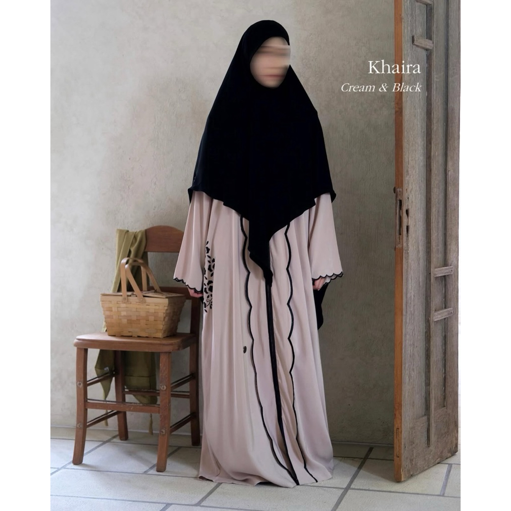 Aafiya Khaira Abaya
