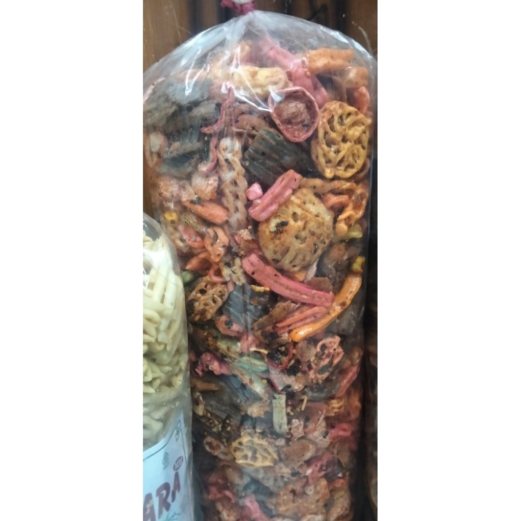 

seblak campur makanan viral