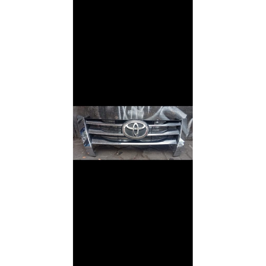 GRILL FORTUNER VRZ ORIGINAL