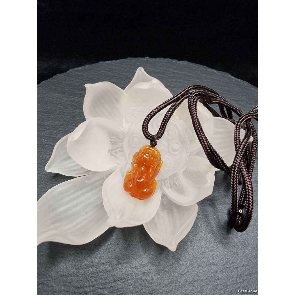 Liontin Batu Giok Red Jade Pixiu Myanamr HQ Full Natural 20x13mm C1831