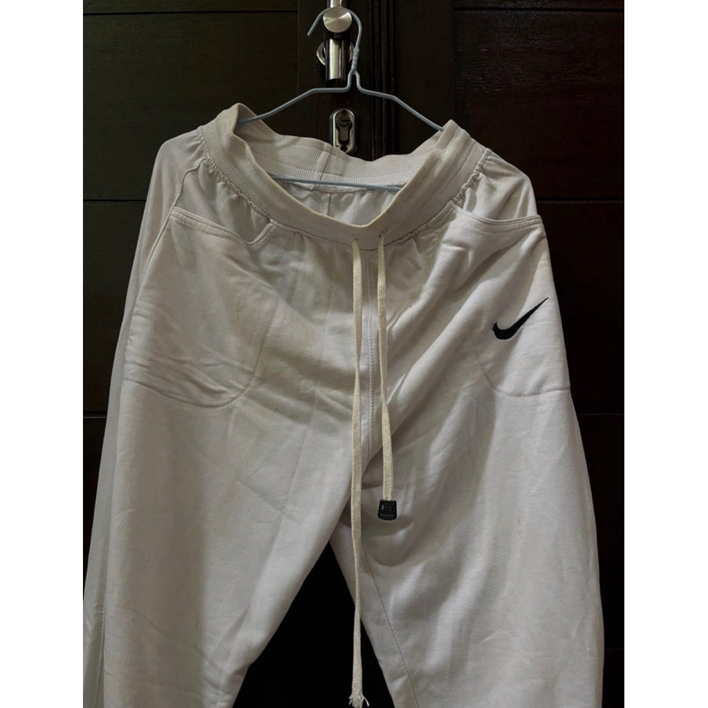 Joger Nike I Celana olahraga NIKE I Preloved Baju dan Celana