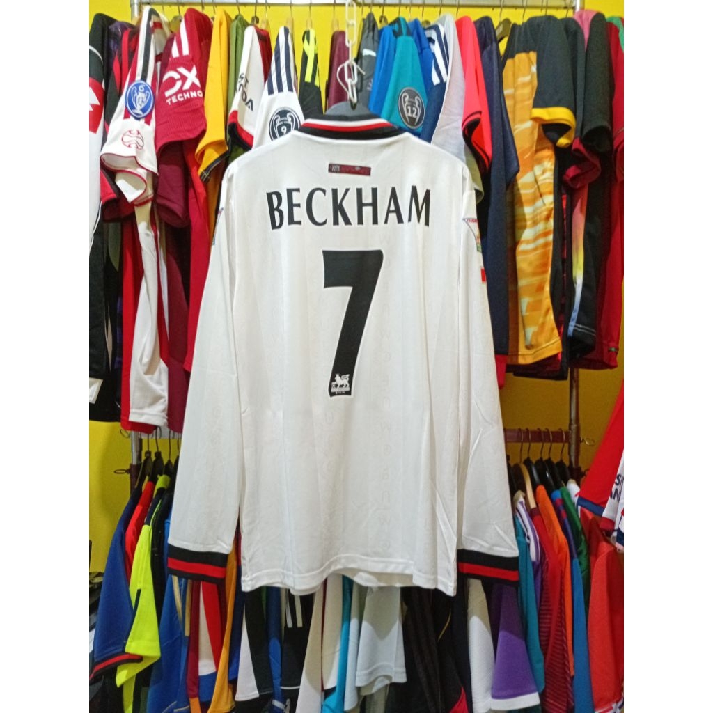 Jersey Bola Retro GO MU 1997 1998 1999 Away BECKHAM 7