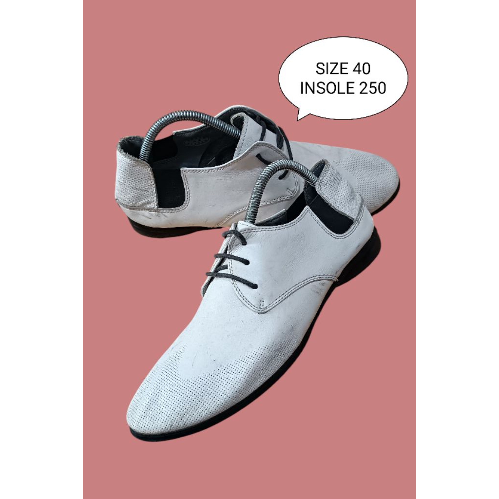 SEPATU KULIT LOAFERS PRIA SIZE 40 PRELOVED