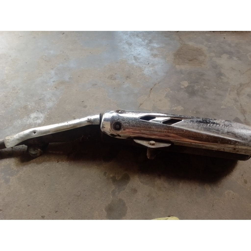 kenalpot original bekas MX 135