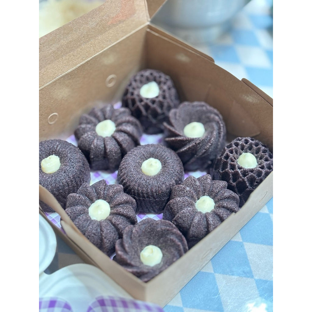 

BOLU KETAN HITAM MINI isi 9 pcs