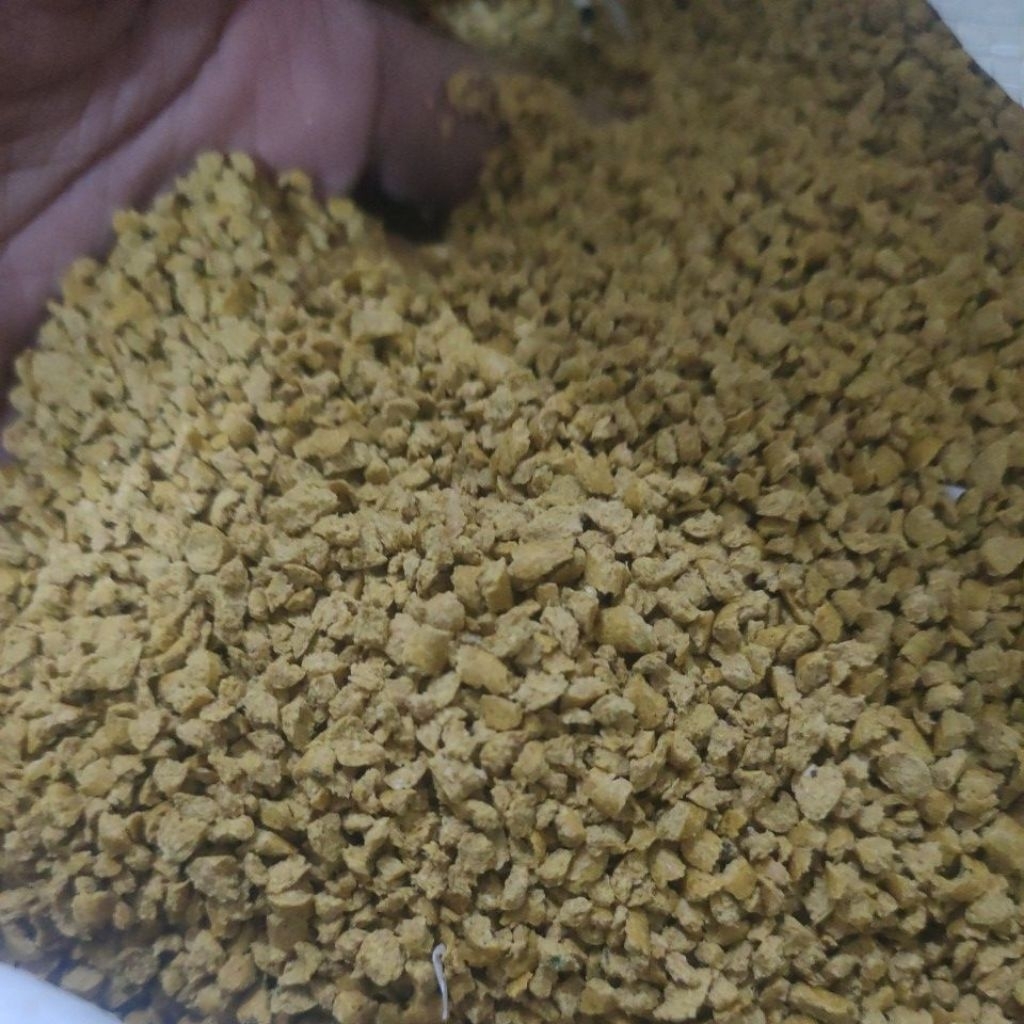 1 KG layer ayam buras crumble, pakan ayam, voer ayam ukuran kecil/lembut