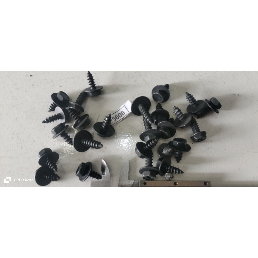 baut sekrup baja hitam original